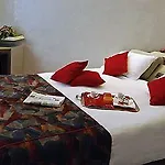Ariha Cosenza 4*