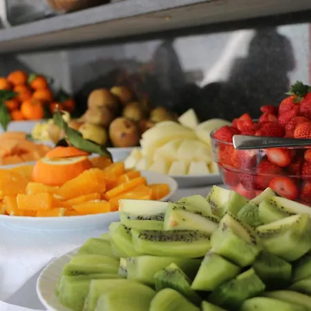 فندق Ariha Cosenza ريندي