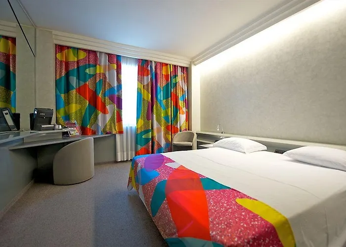 Ariha Cosenza רנדה