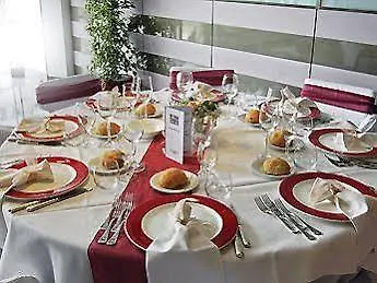 Ariha Cosenza 4* רנדה