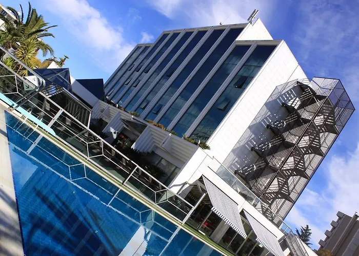 Ariha Cosenza רנדה