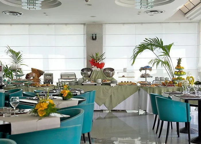 Ariha Cosenza מלון 4*