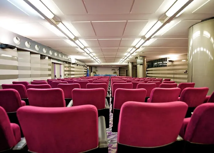 Ariha Cosenza 4* רנדה