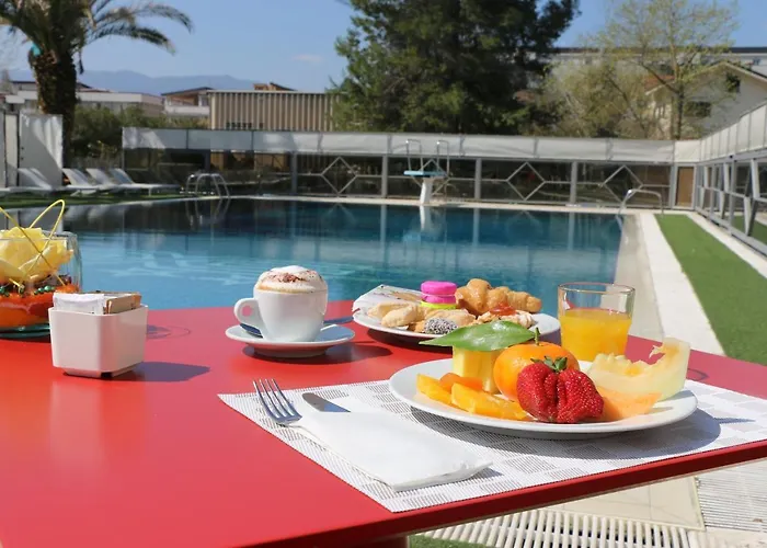 Ariha Cosenza רנדה