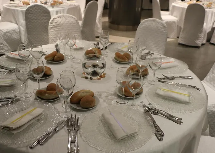 Ariha Cosenza מלון 4*