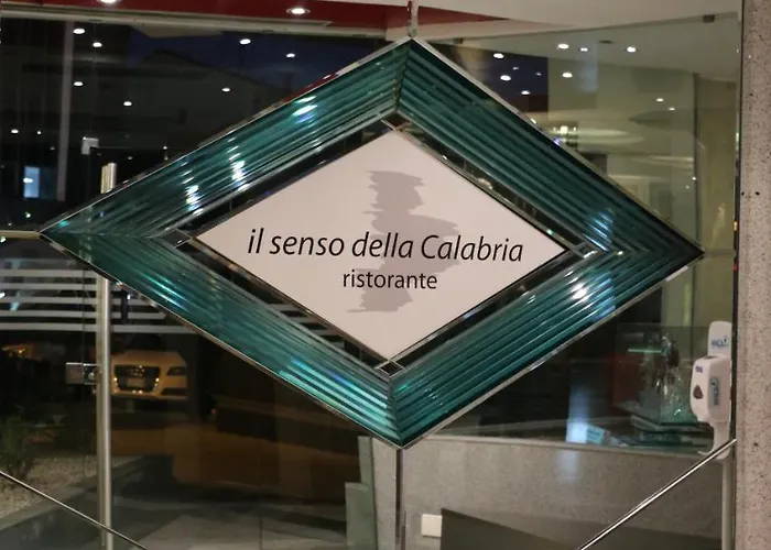 Ariha Cosenza فندق 4*